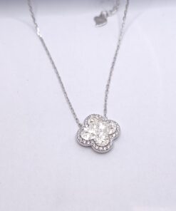 Alternative view of Κολιέ