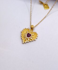 Alternative view of Κολιέ