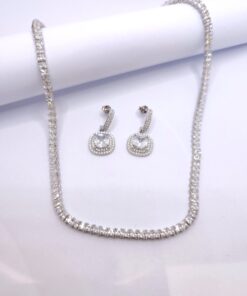 Alternative view of Σετ Κολιέ – Σκουλαρίκια